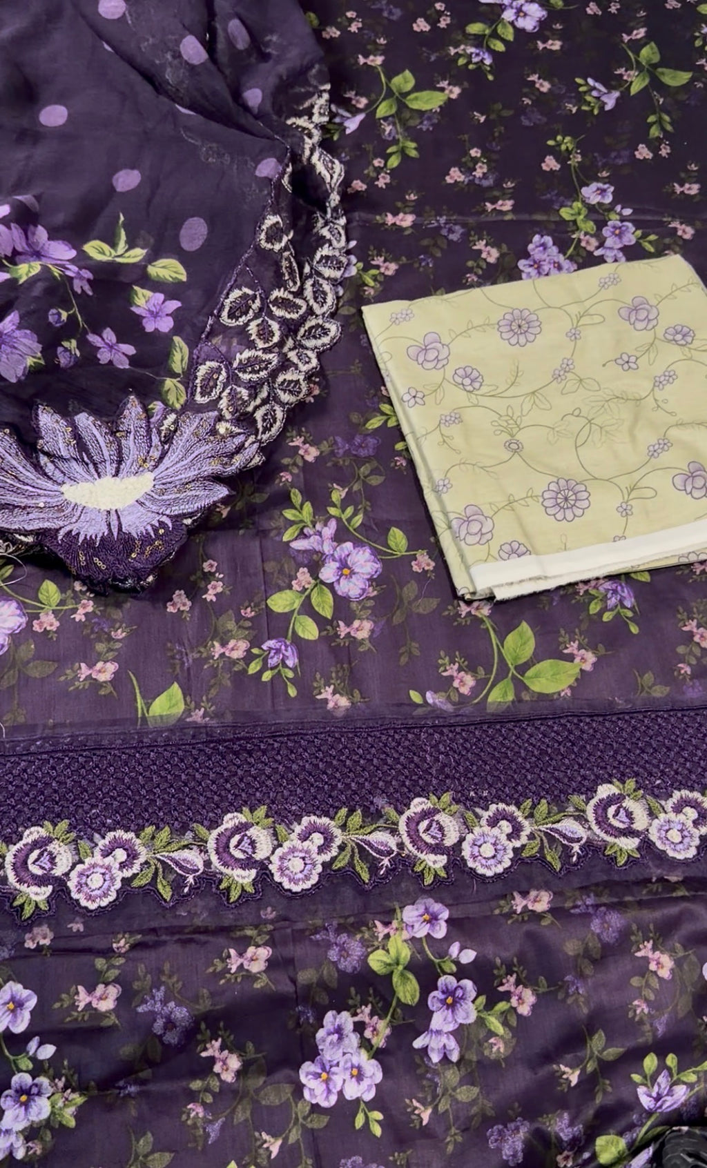 3pcs Baroque Plum Print lawn
