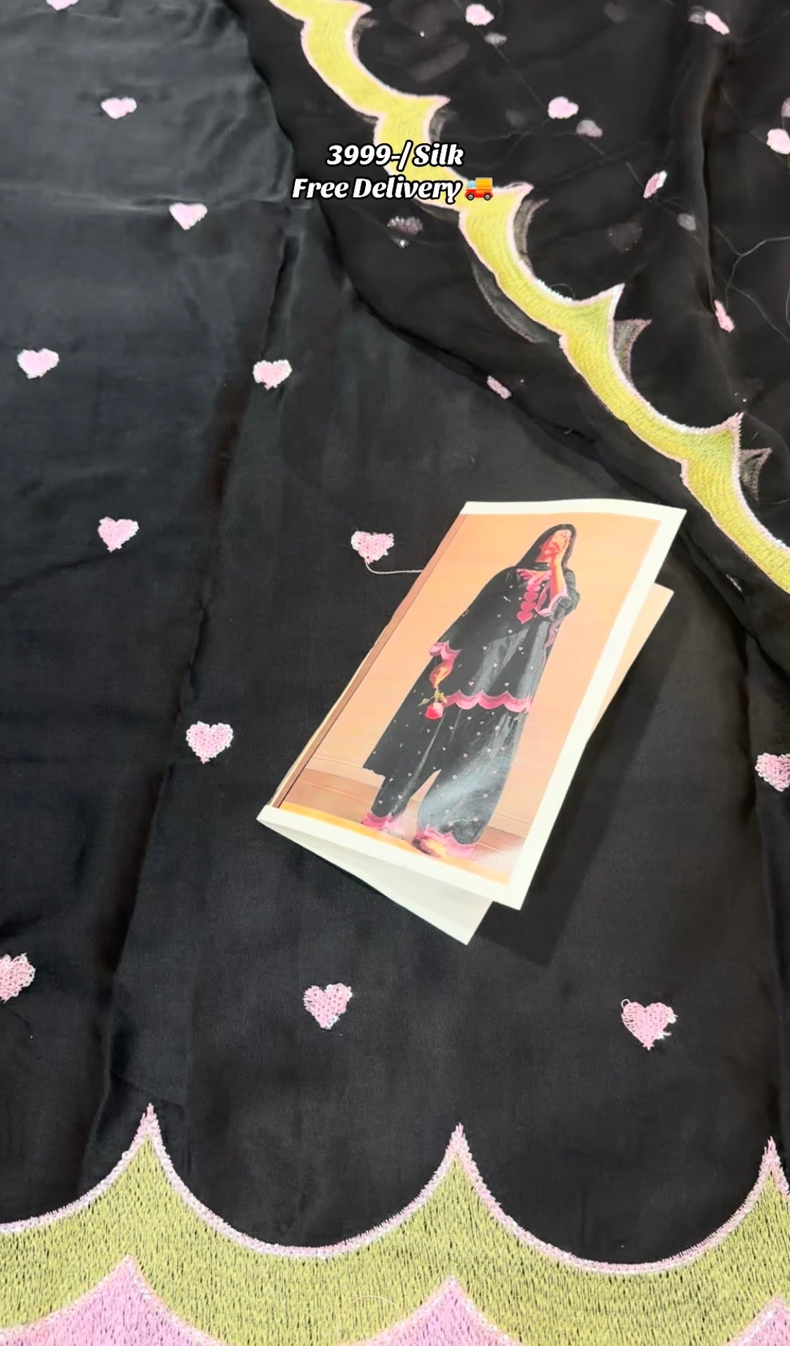 3Pcs Black Akhroat Embroidered Silk  Heart