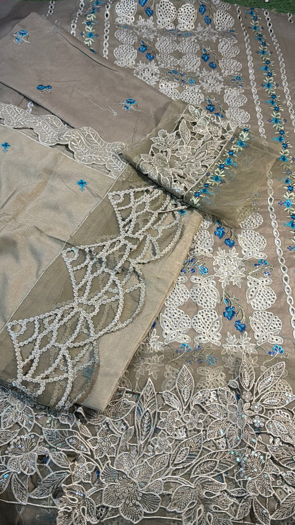 3pcs Maria B ViraL Article Lawn