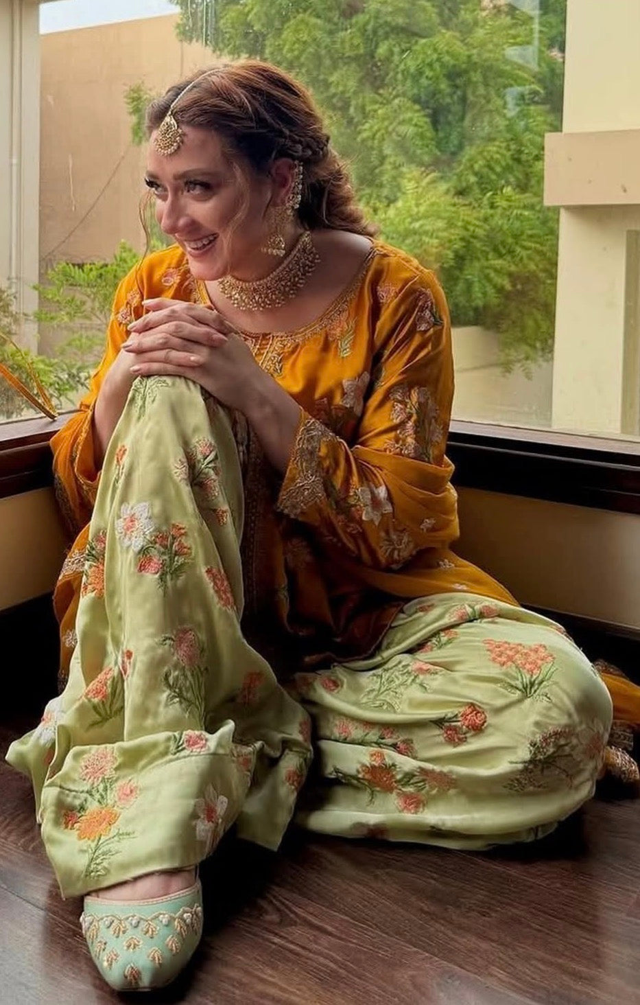 3pcs Dur E Shehvar Silk Embroidered