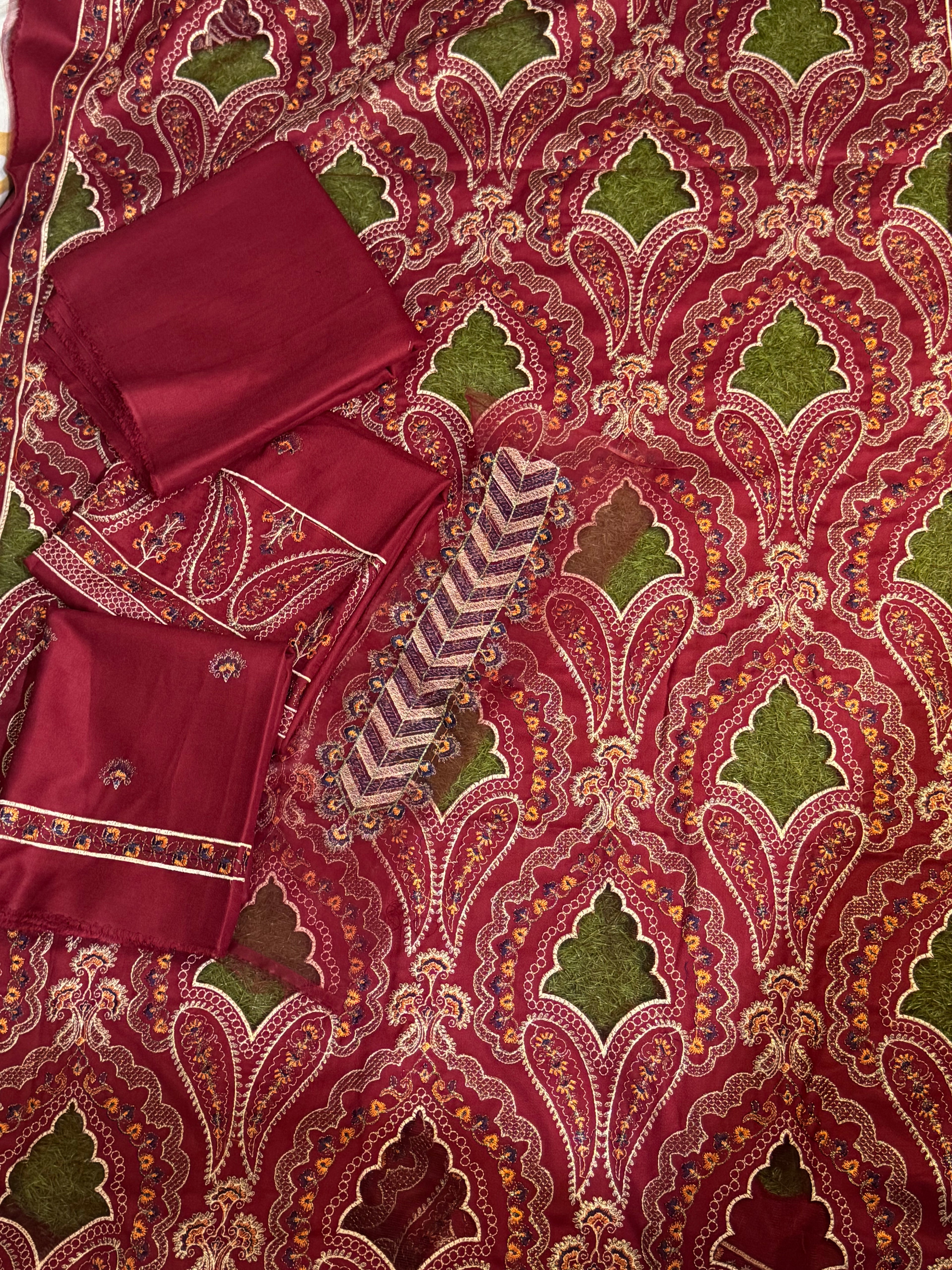 3pcs Breeze Mehroon Dhanak