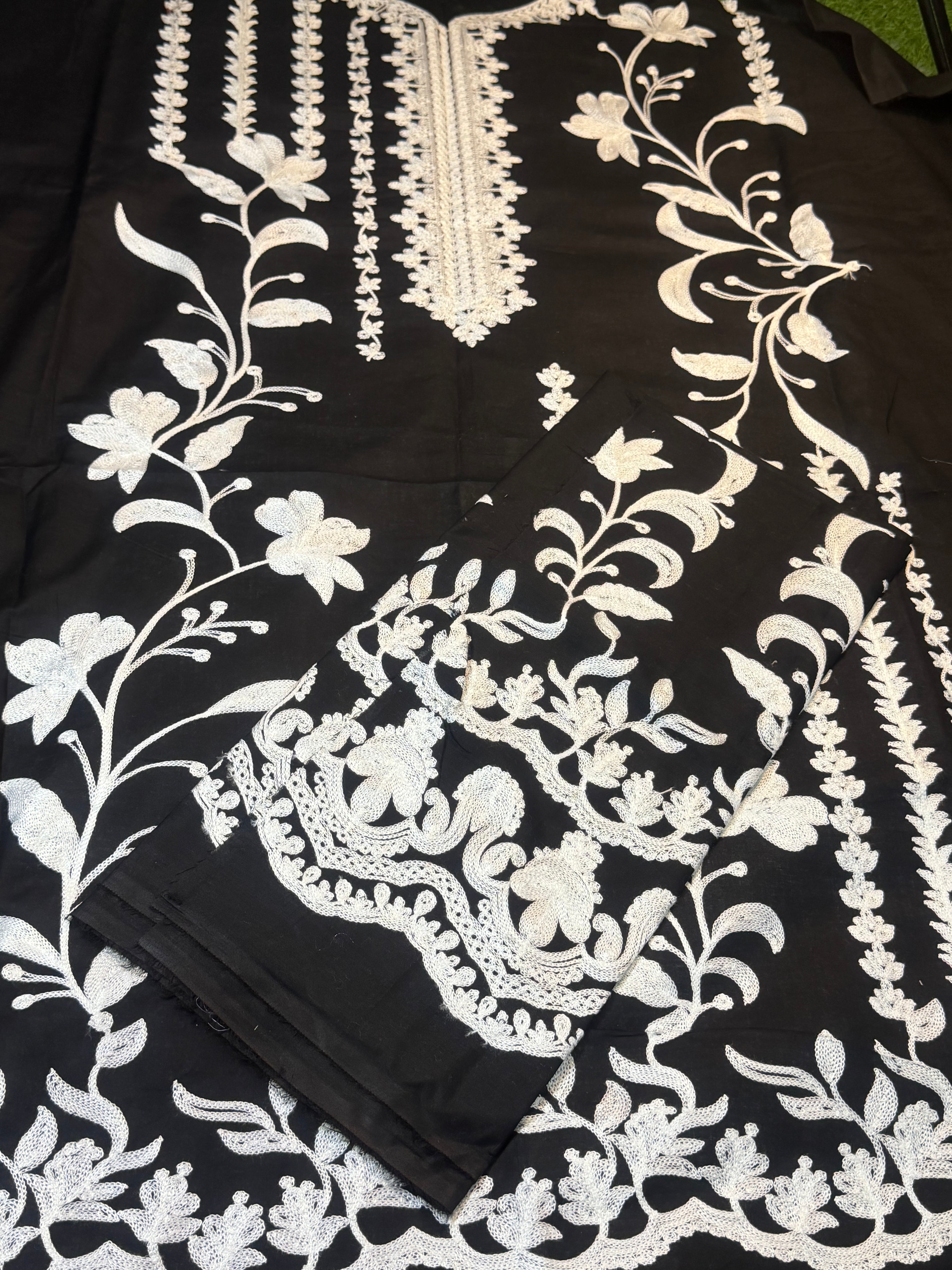 2pcs Black White Ari lawn