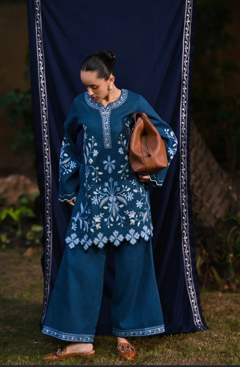 2pcs Ethnic Royal Blue lawn