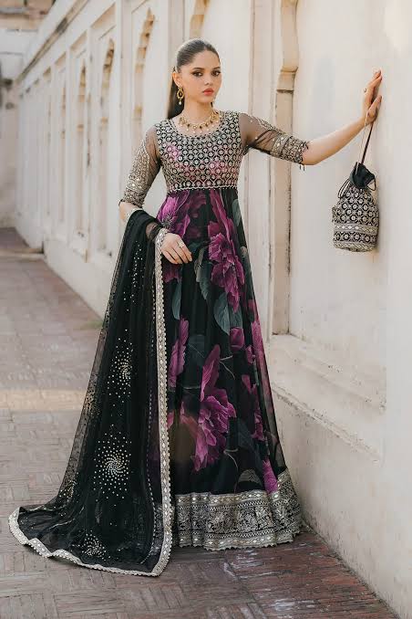Hira Fisal trending Silk maxi