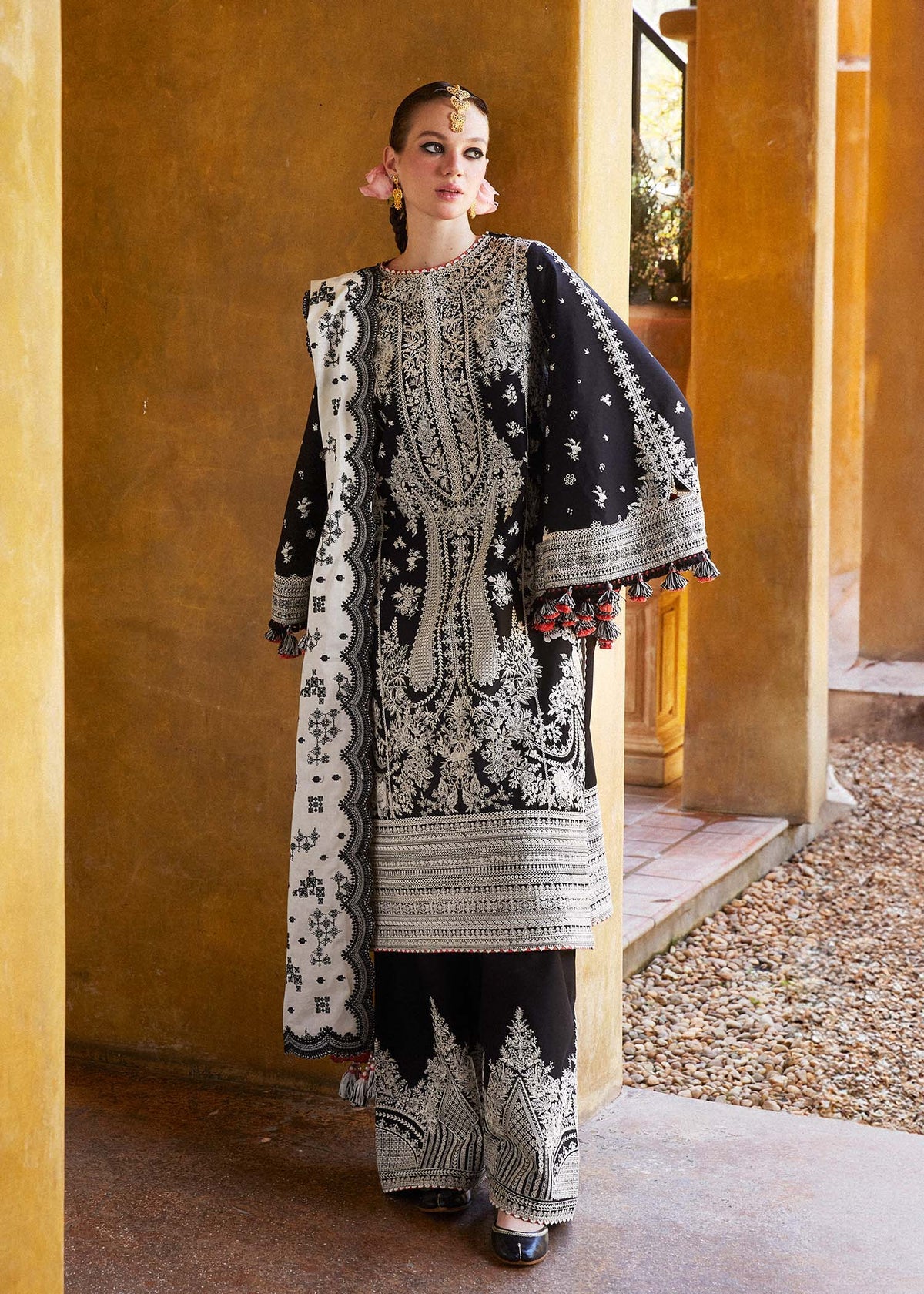 3pcs Hussain Rehar Black White Front Back Embroidered