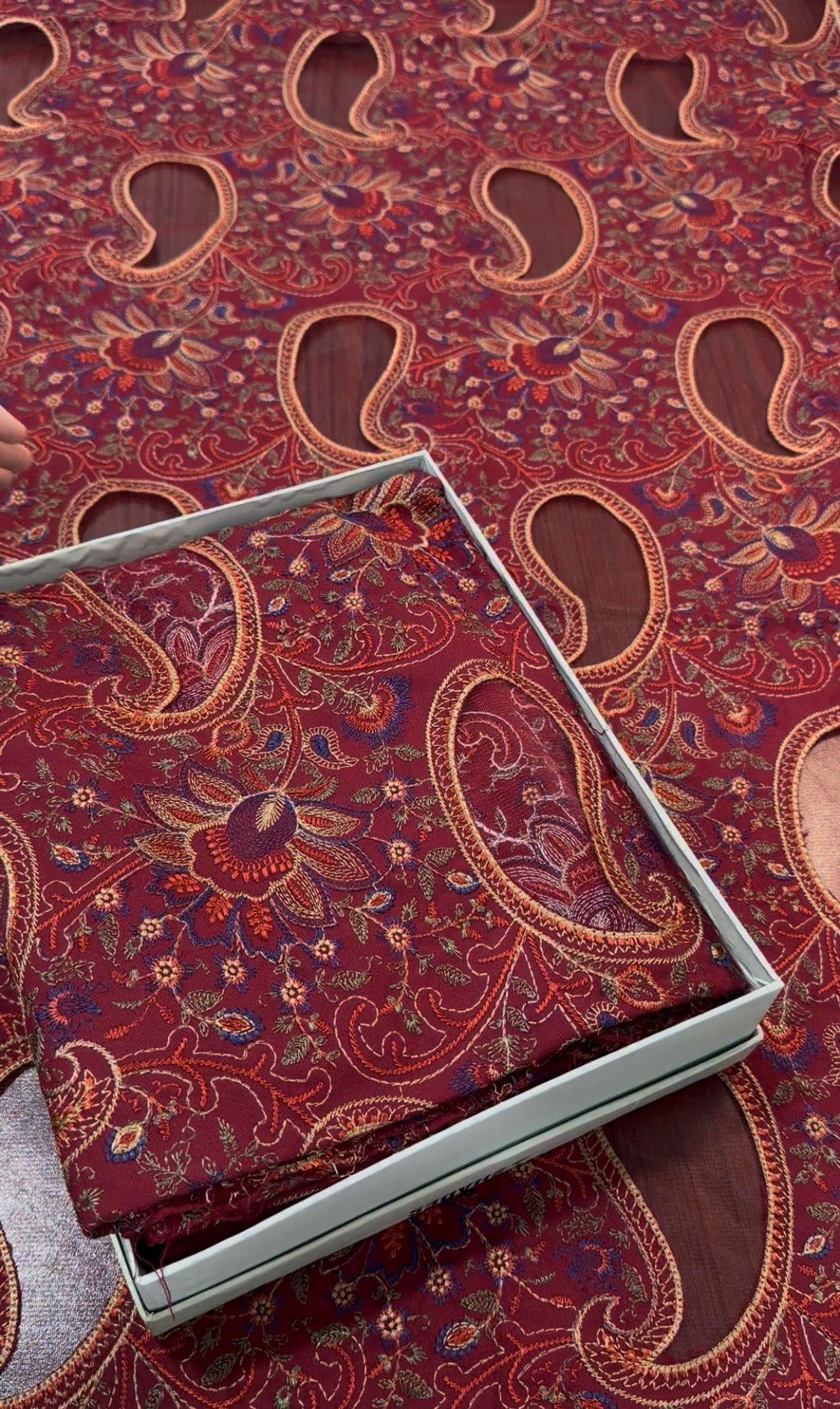 3pcs Mehroon Dhanak Keri Laser Kashmiri Shawl with box packing