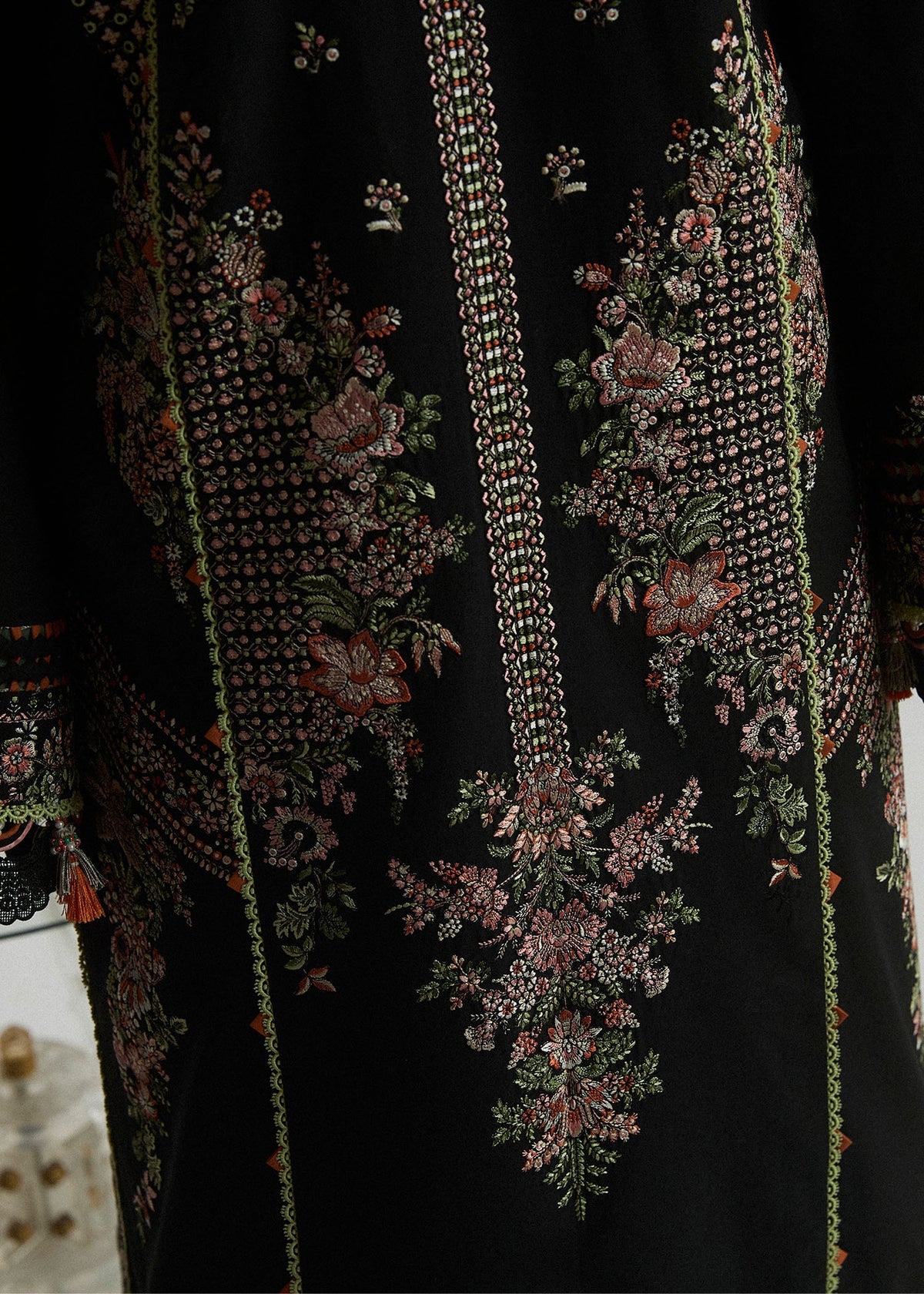 3pcs Hussain Rehar Black Embroidery 3panels