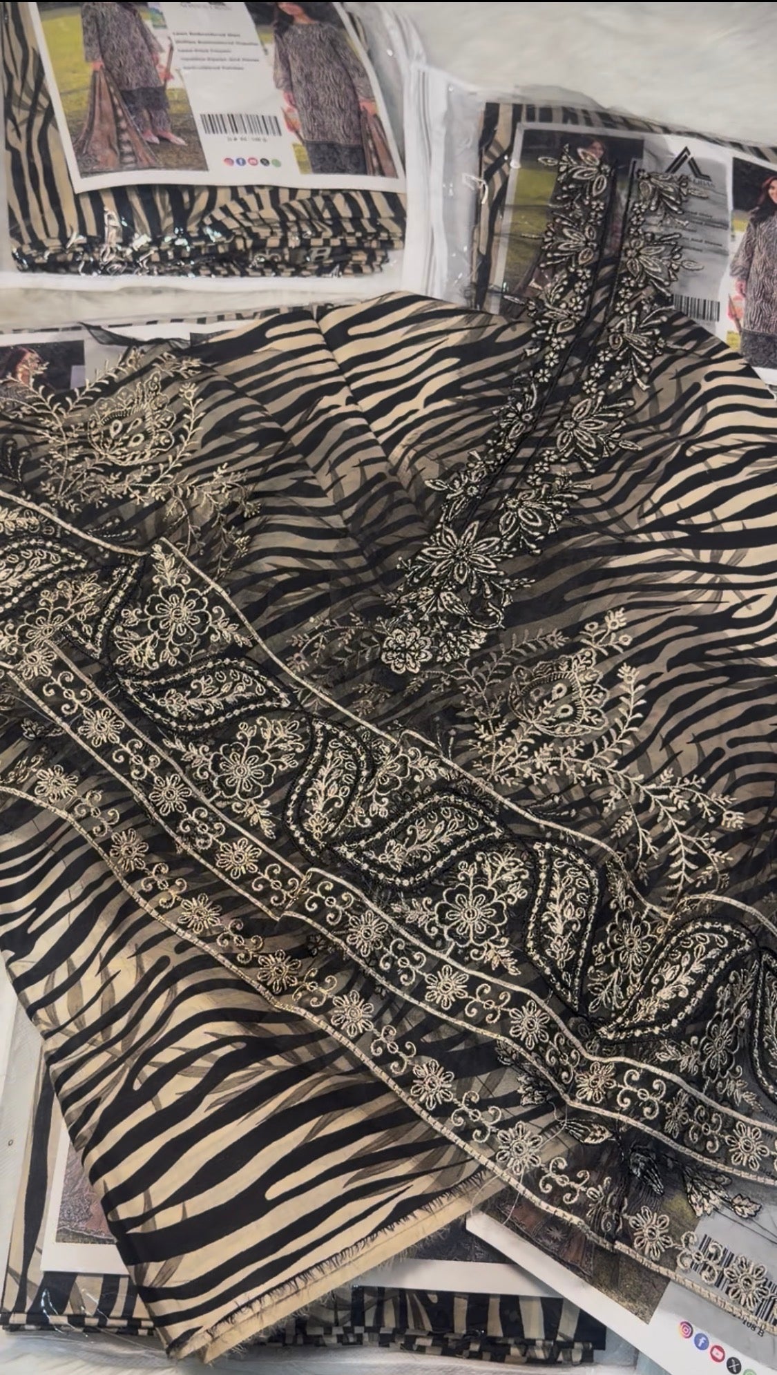 3pcs Adan Libas Black lawn
