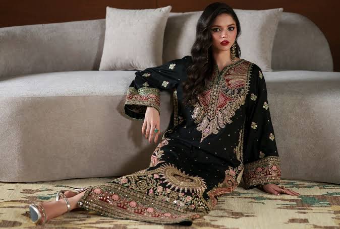 3pcs Ethnic Black Mehroon Silk