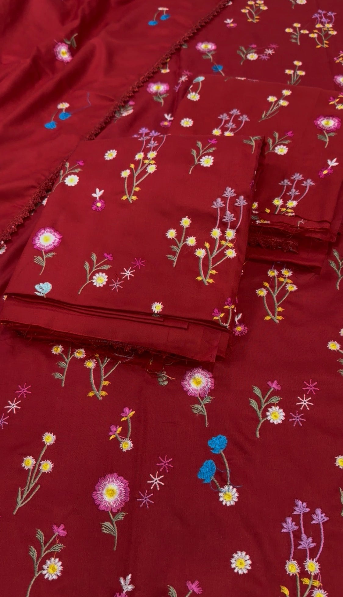 3pcs Dhanak Indian Boti Red Embroidered
