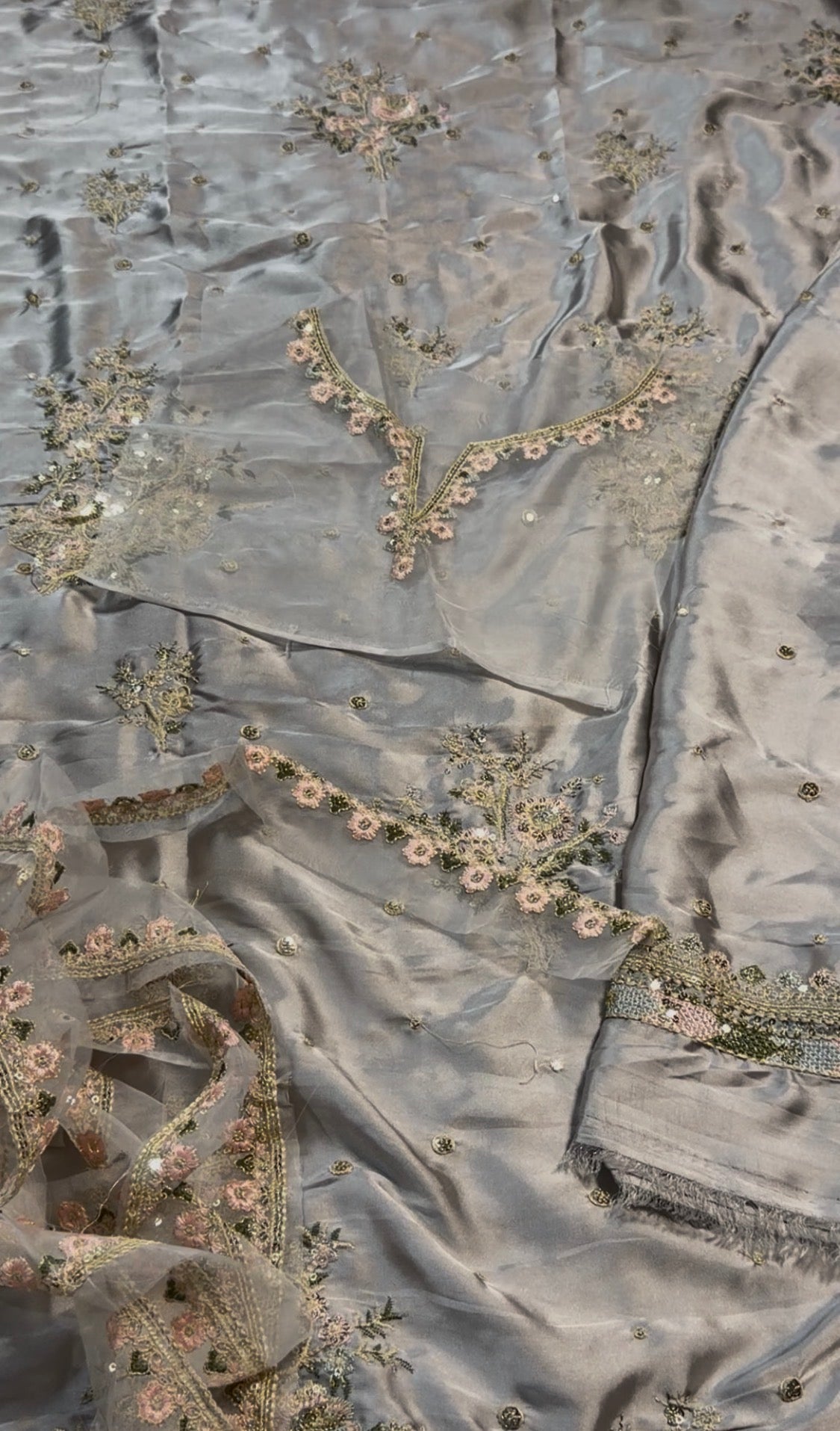 2pcs Chrizmah Silk Emb Grey