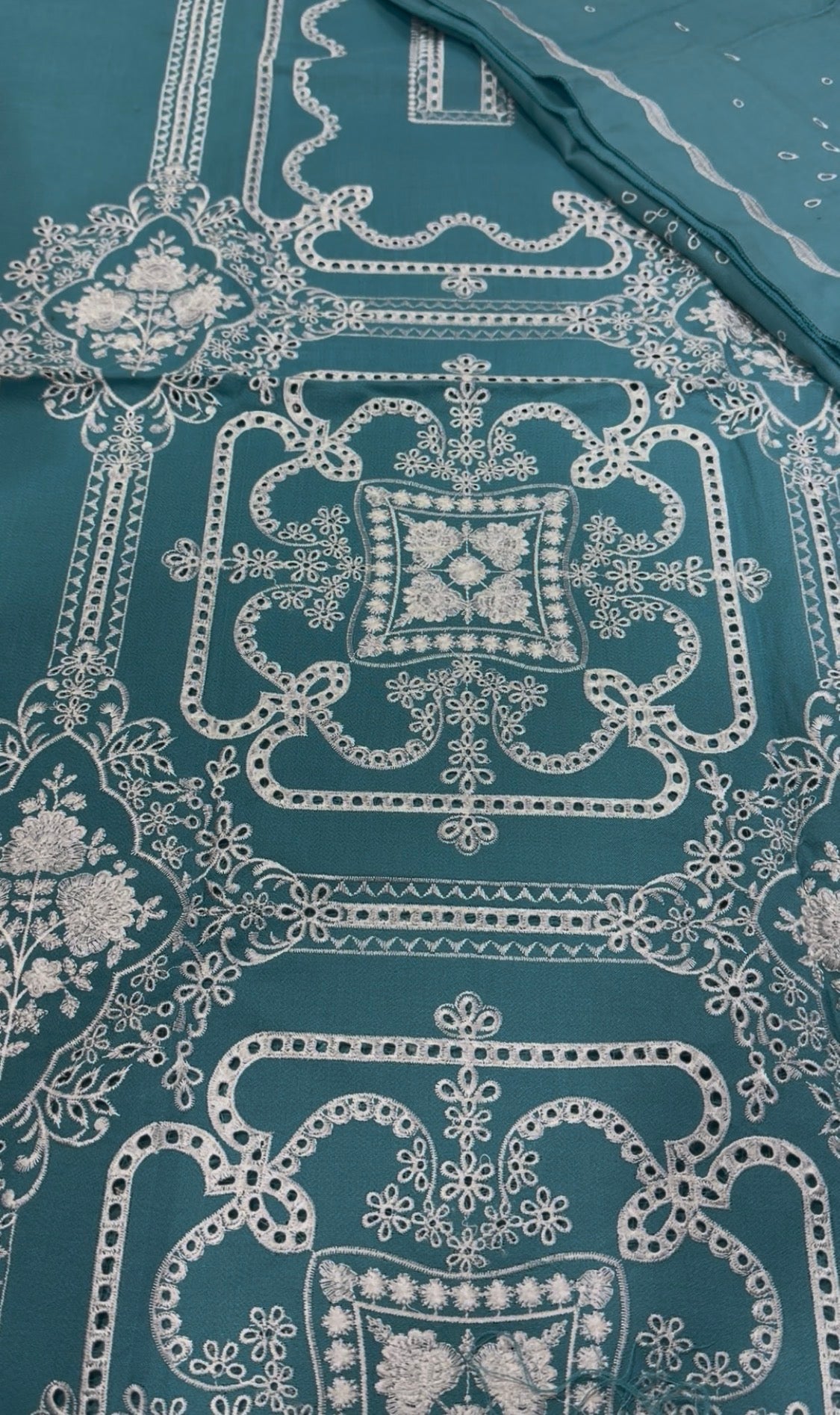 3pcs Hussain Rehar Ice Blue White Embroidered