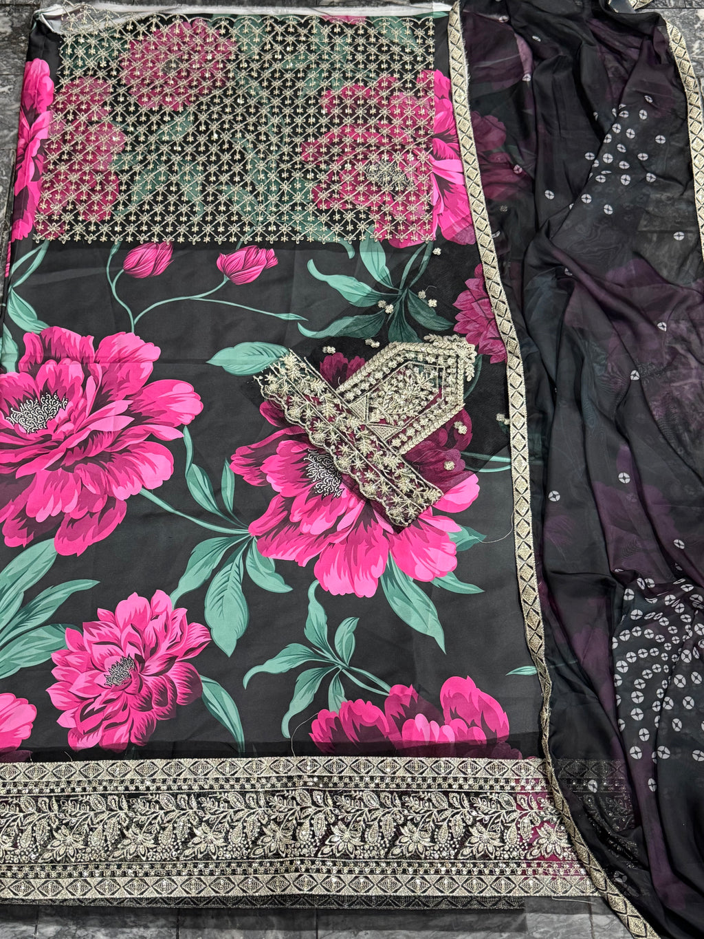 Hira Fisal trending Silk maxi