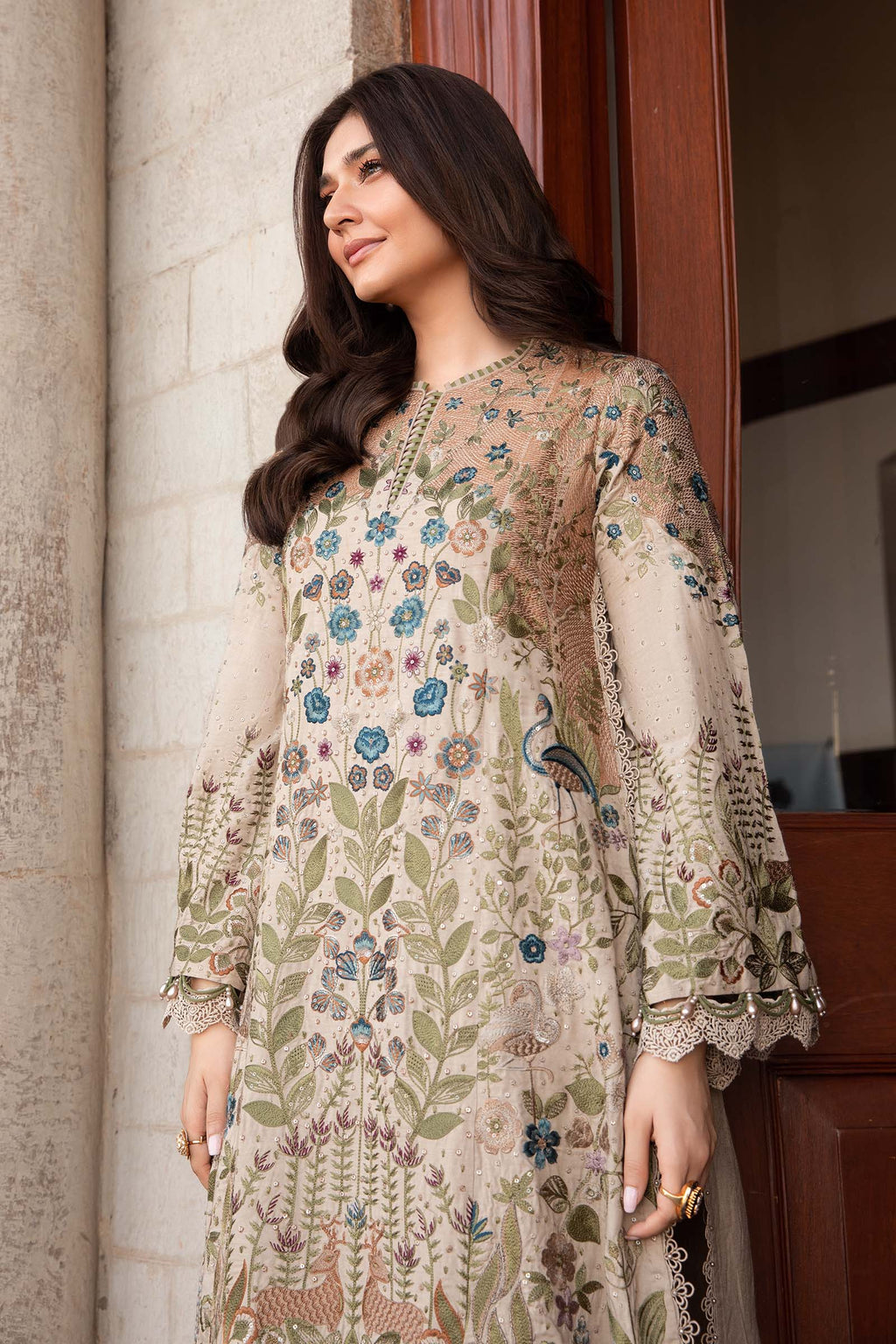 3pcs Maria B Dhanak Embroidery Skin Viral