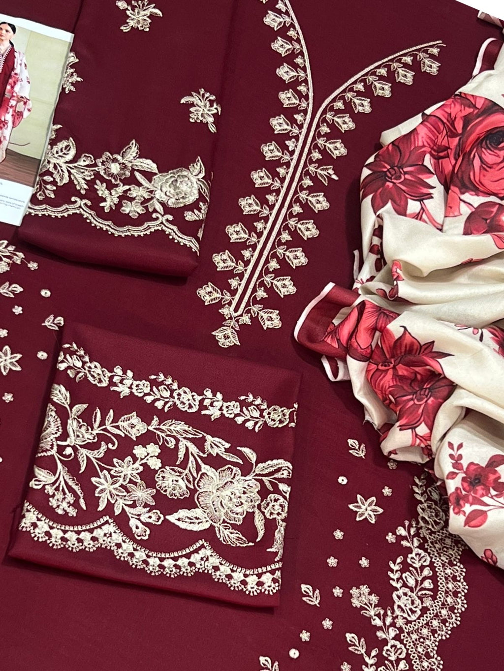 3pcs Embroidery Dhanak Zarashahjhan Mehroon