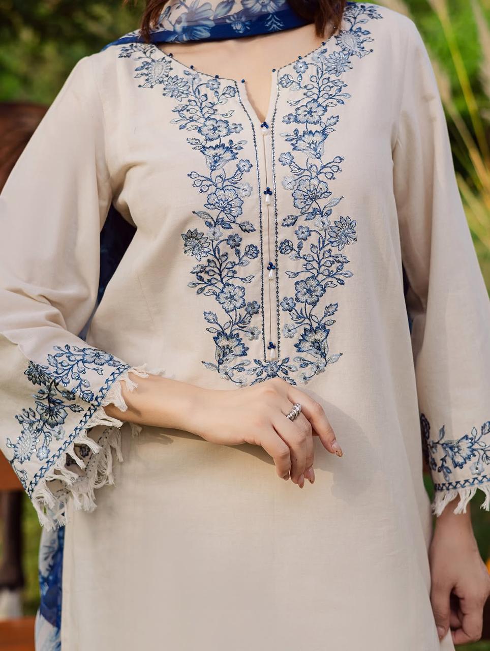 3pcs Dhanak Batik Offwhite Blue