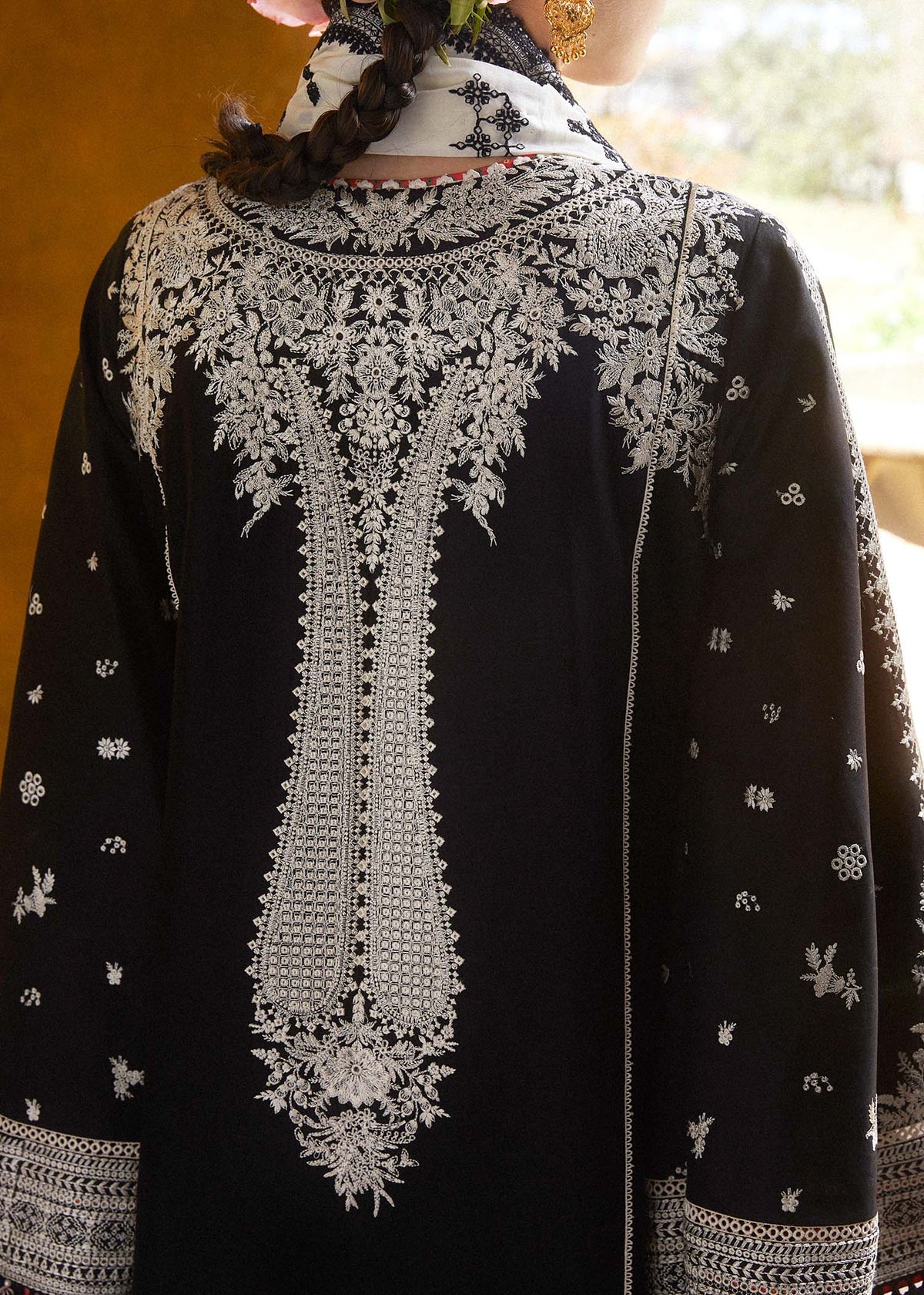 3pcs Hussain Rehar Black White Front Back Embroidered