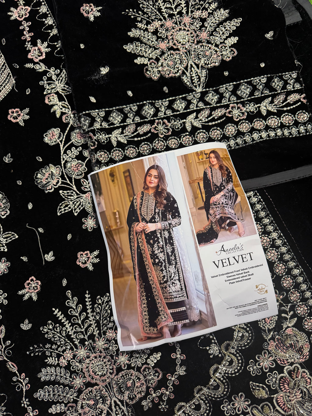 3pcs Aneelas Collection Black Velvet