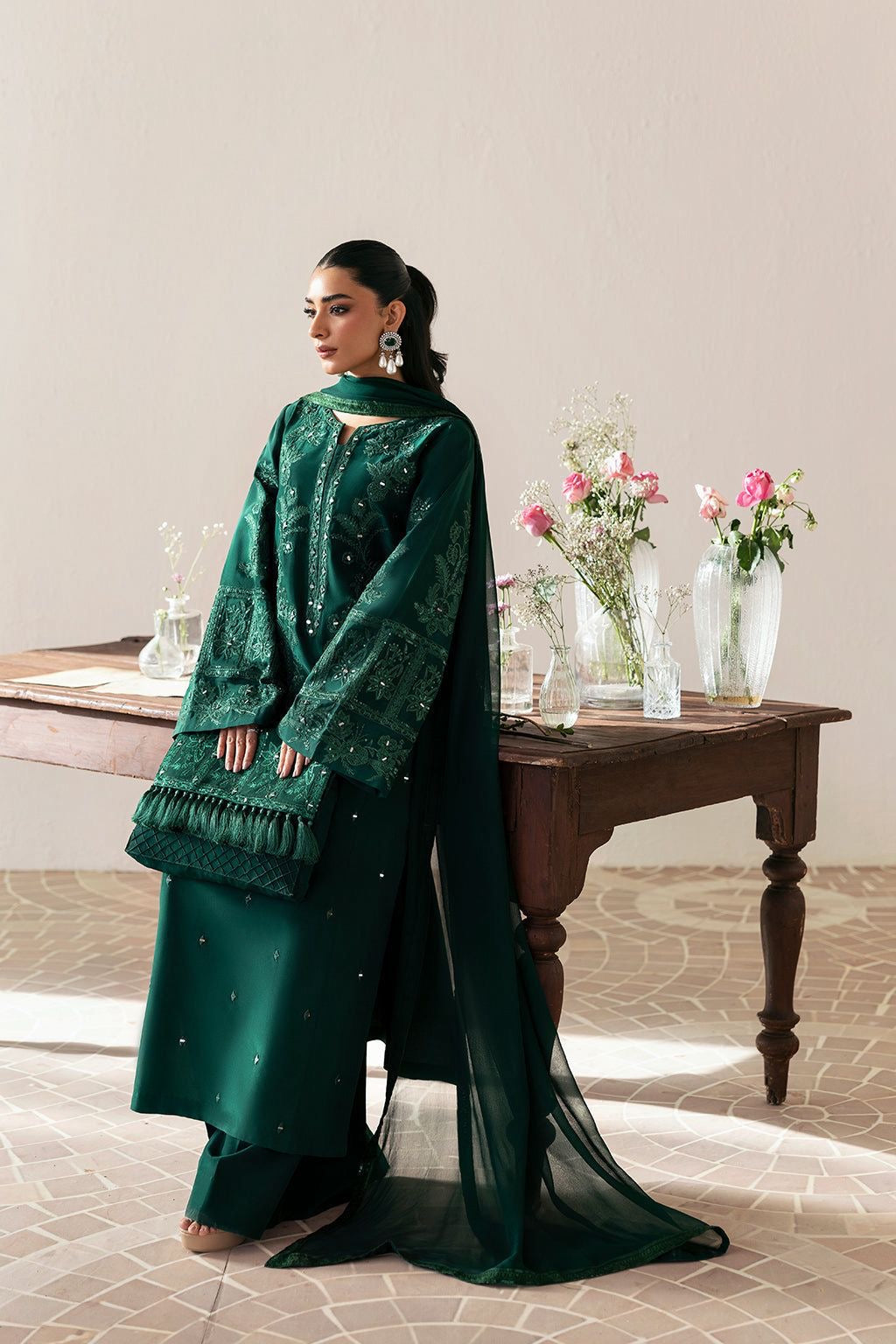 3pcs Vanya Green Dhanak embroidery
