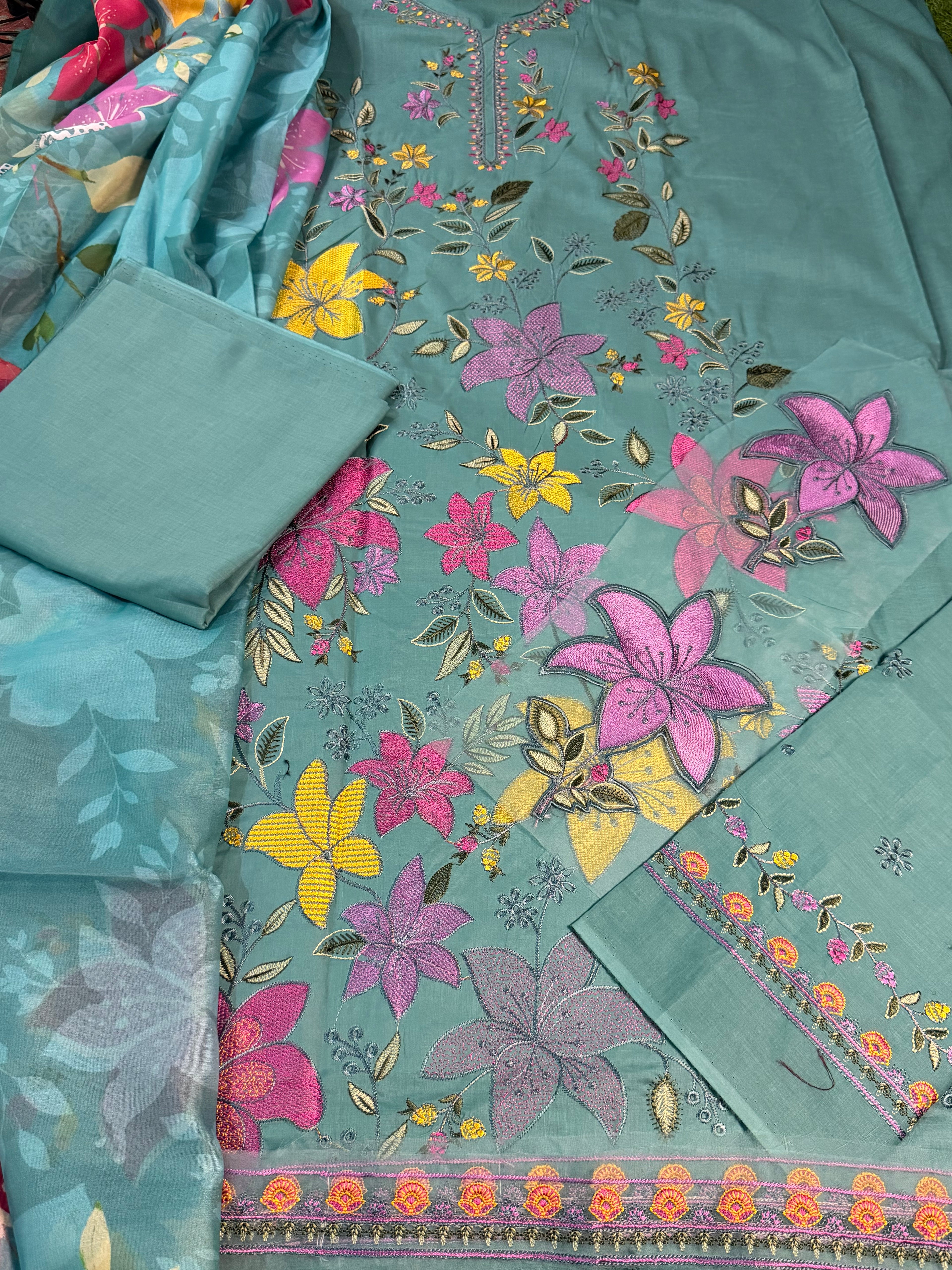 3pcs Festive Multi Light Sale lawn