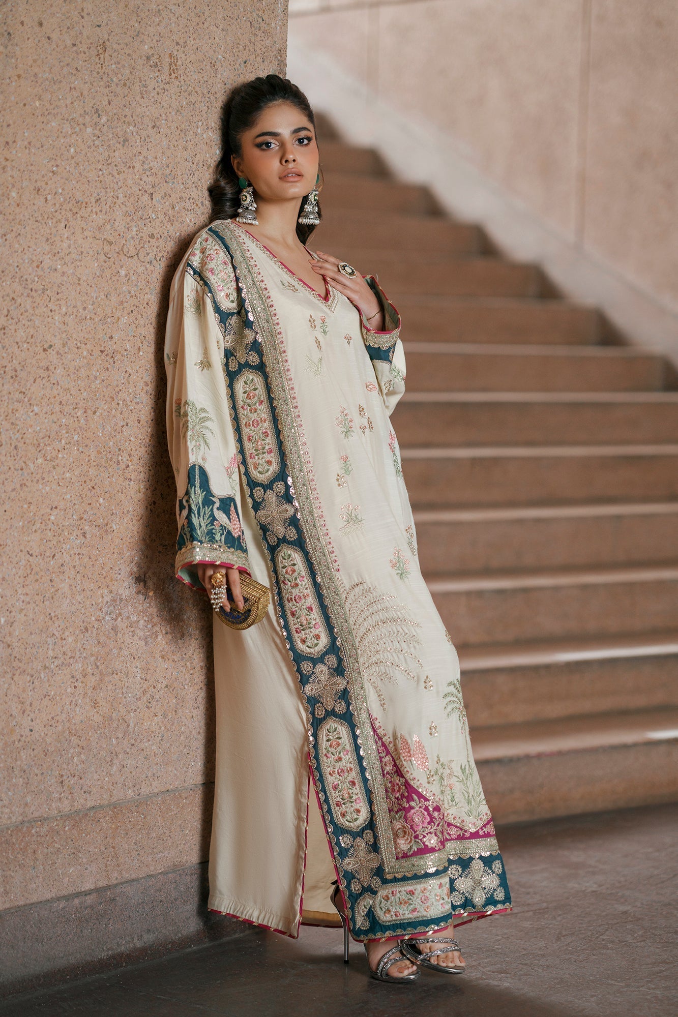 3pcs Ethnic OffWhite silk lawn