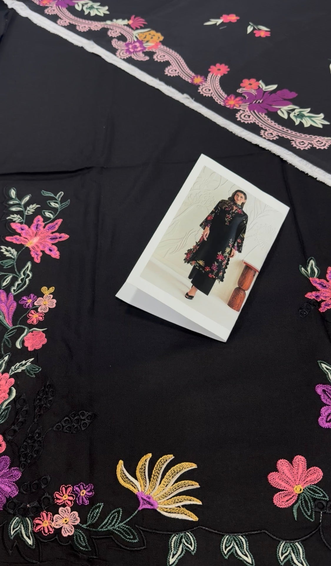 3pcs Dhanak Baroque Black Multi