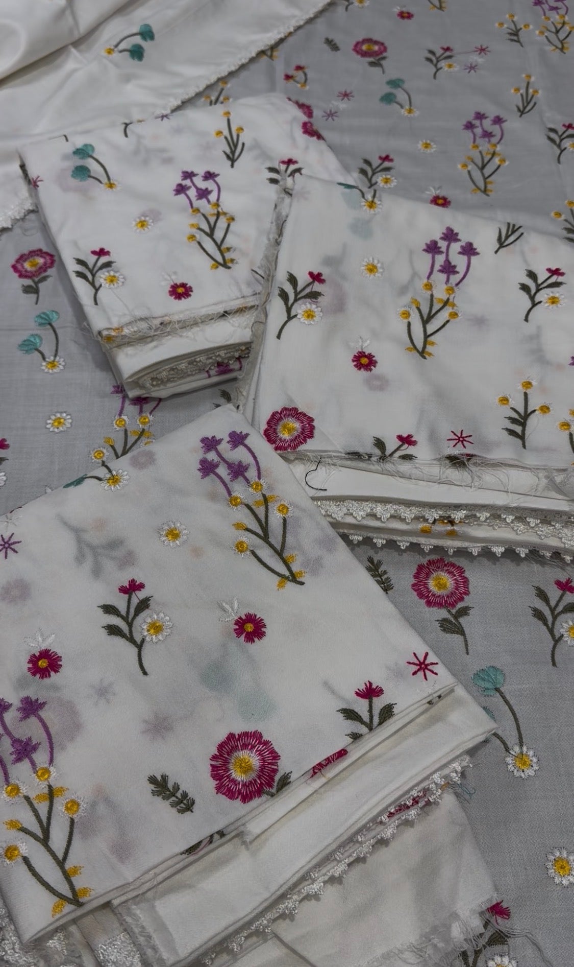 3pcs Dhanak White Indian Boti Embroidered