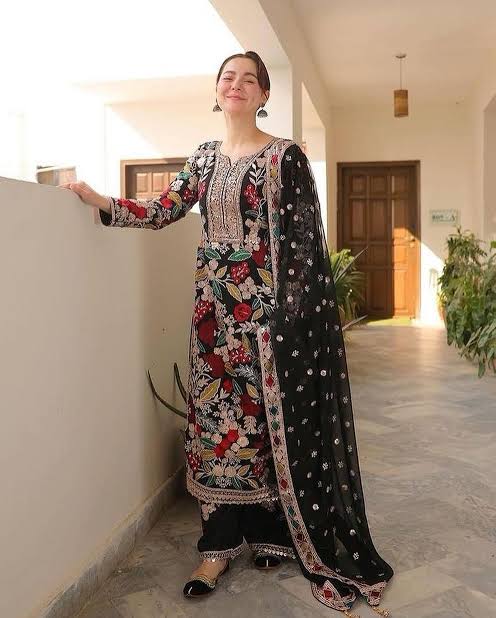 3pcs Haseens Black Lawn