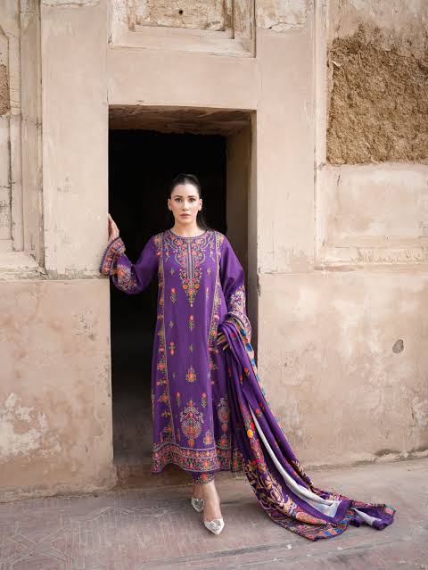 3pcs Aneelas Fresh Purple With Multi Thread Embroidered Dhanak