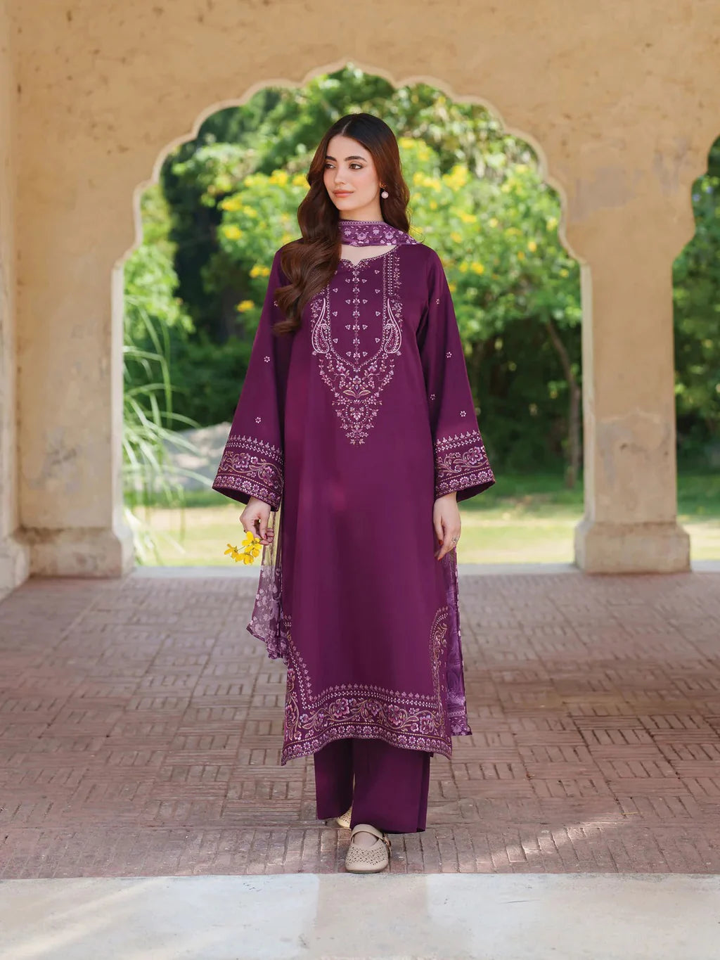 2pcs Mahnur plum emb lawn