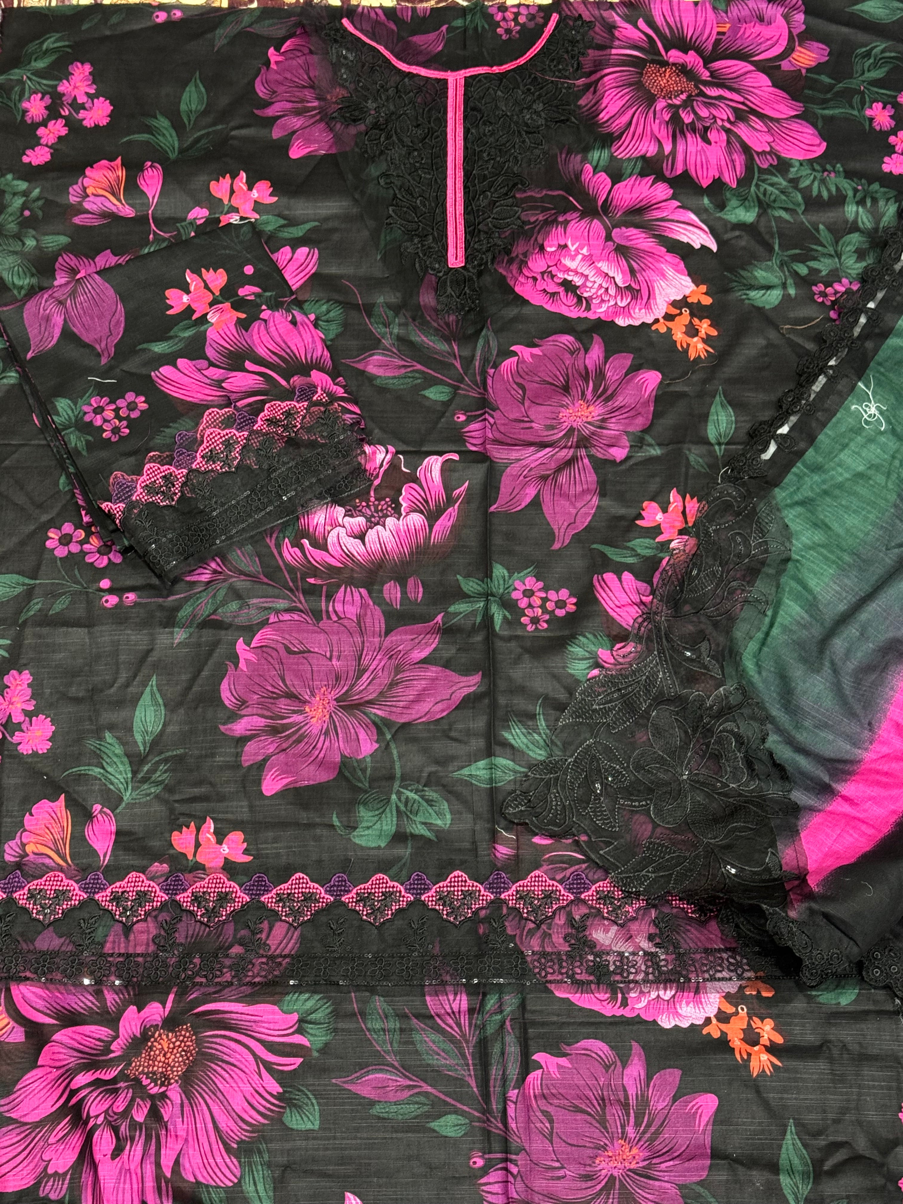 3pcs iznik cutowork dupata Khaddar Embroidered