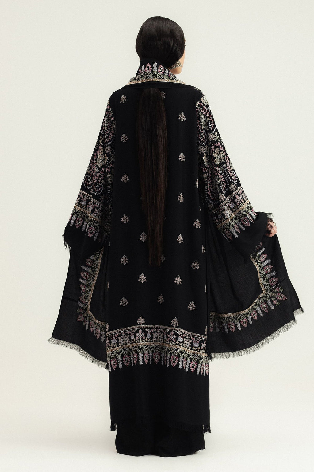 3pcs ZaraShahjhan Dhanak Kashmiri Embroidered Black