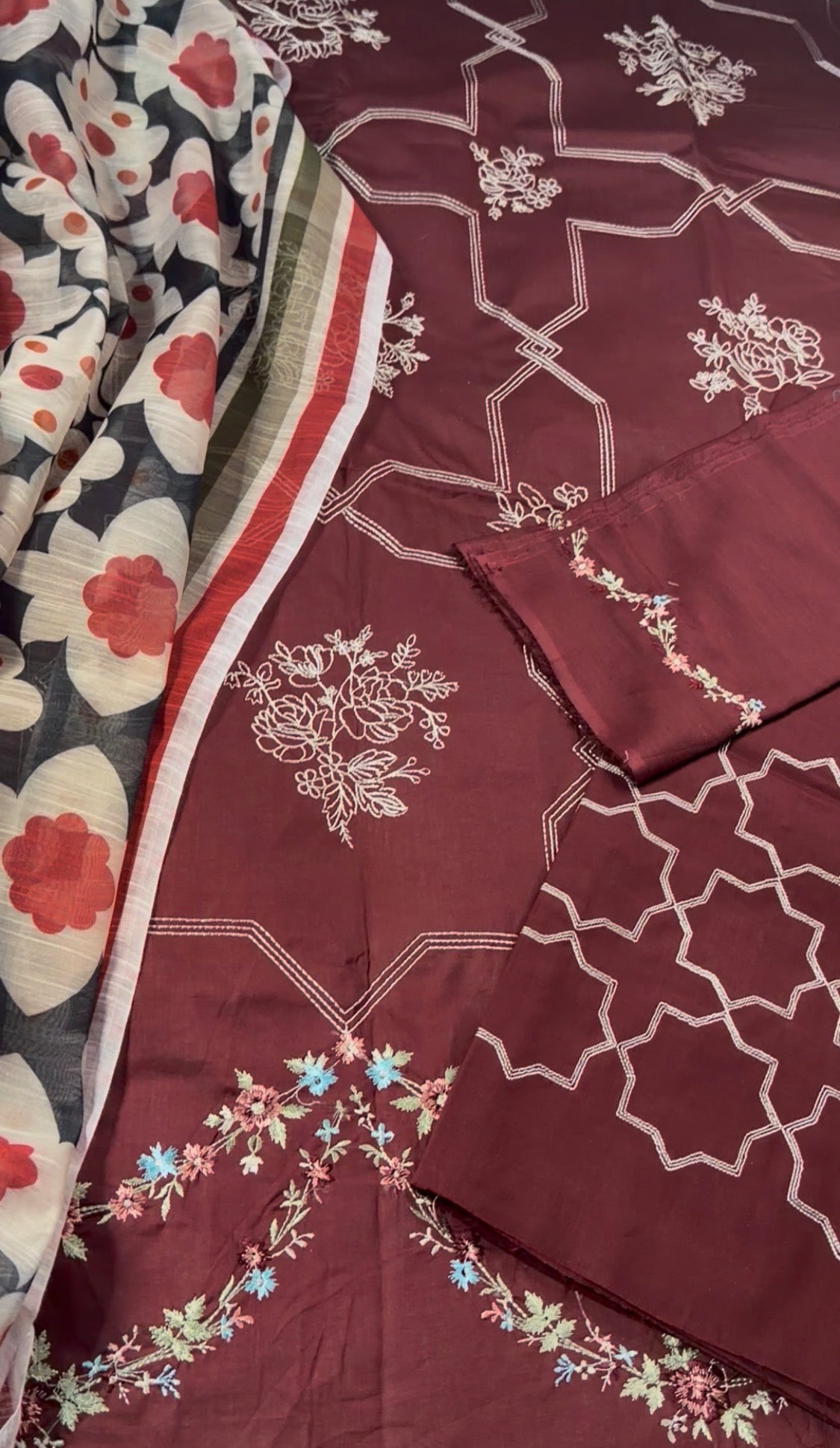3pcs Zara Shahjhan Pintersty Mehroon lawn