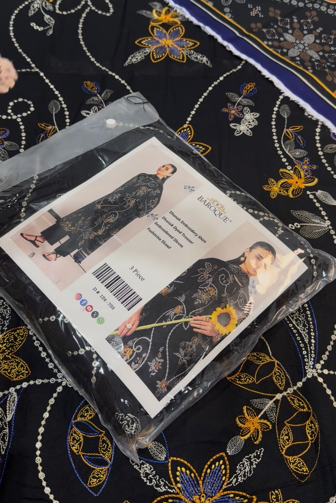 3pcs Baroque Black Sunflower Dhanak Embroidered