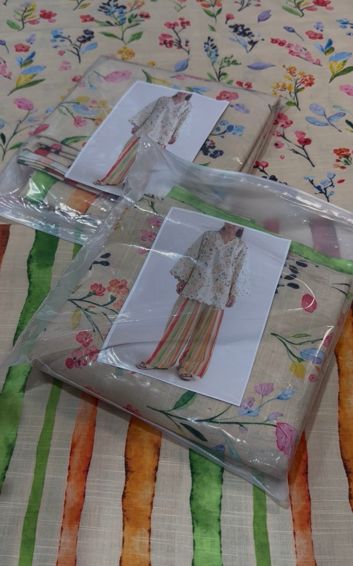 2pcs Khaddar Silai Pret Lines Print with multi Flower