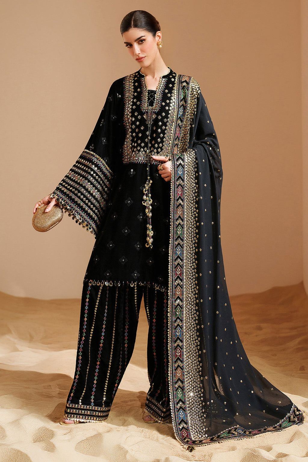 3pcs Jazmin Black Velvet Embroidery Big Sequence
