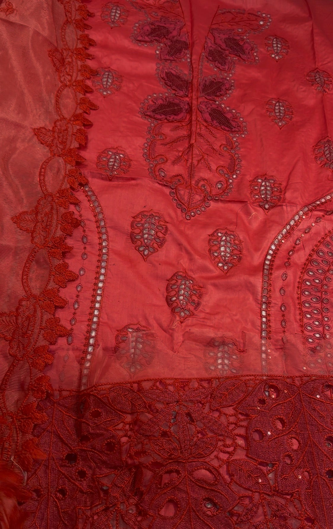 3pcs Red Chickenkari lawn