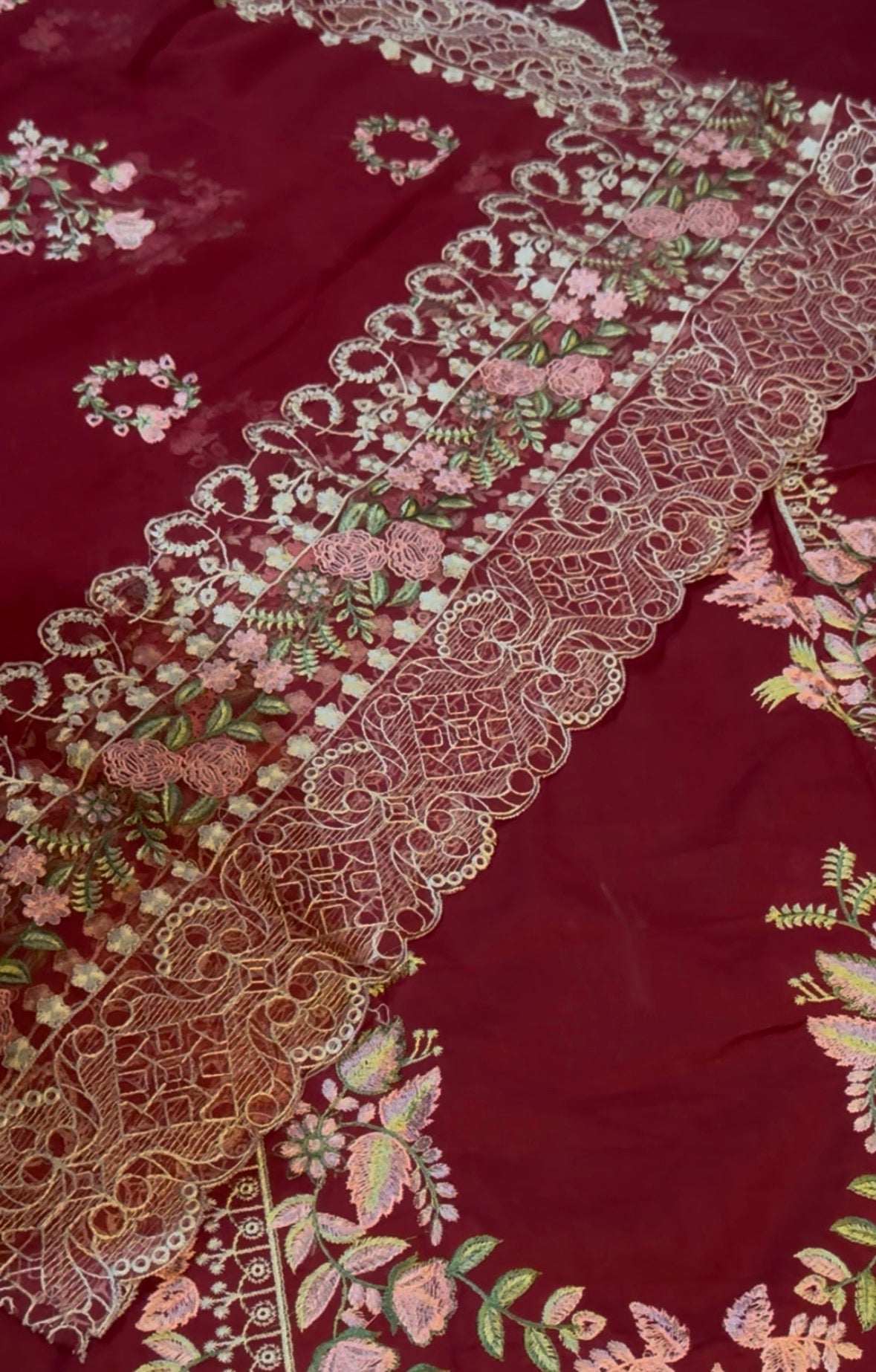 3pcs Kahf mehroon with chiffon dupata