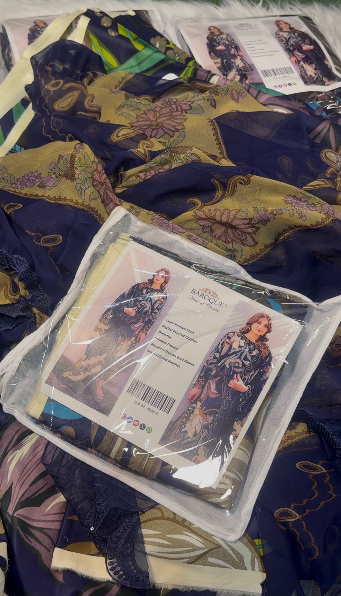 3pcs Baroque Blue lawn