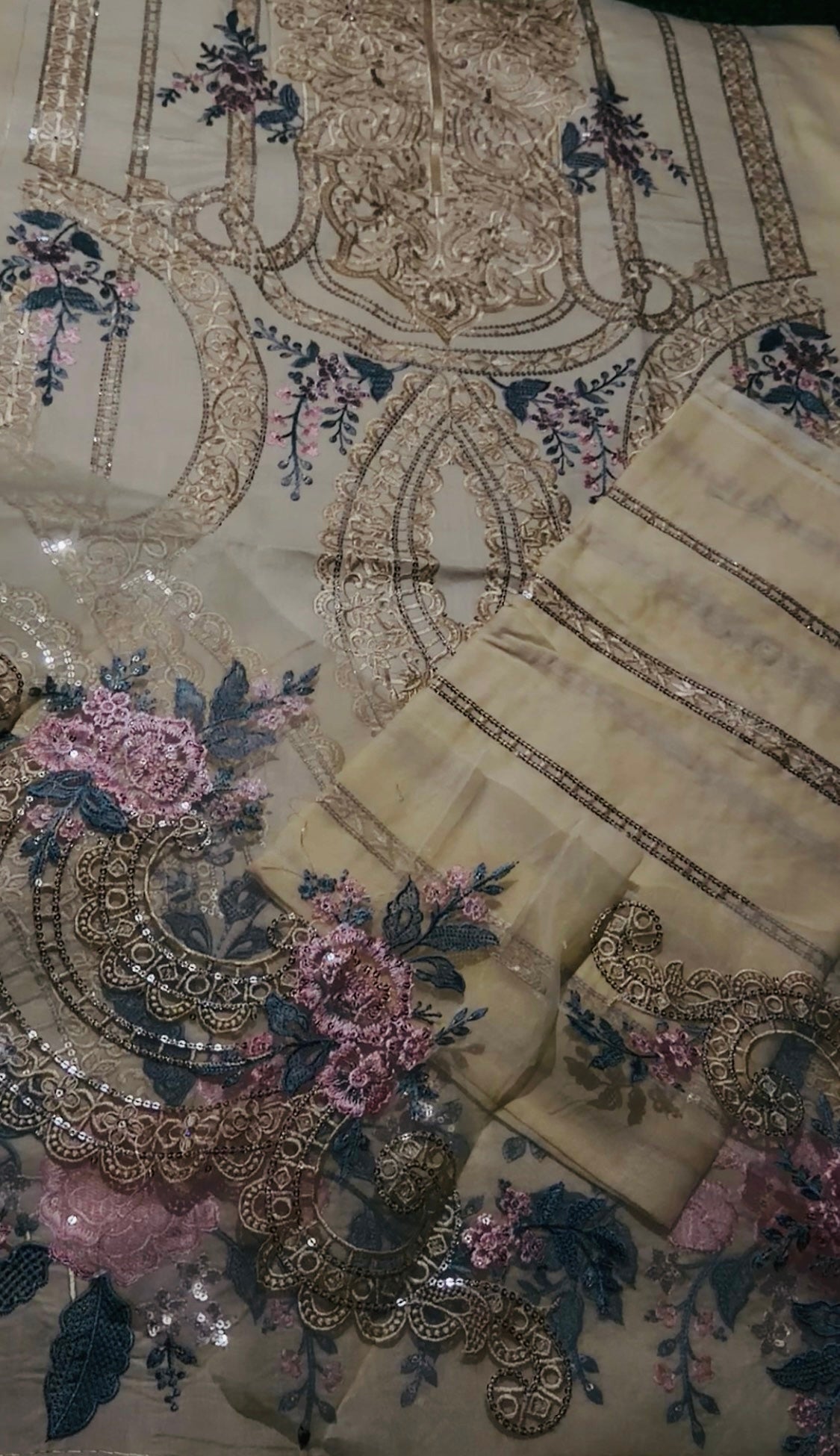 3pcs Maria B lemon Luxury lawn