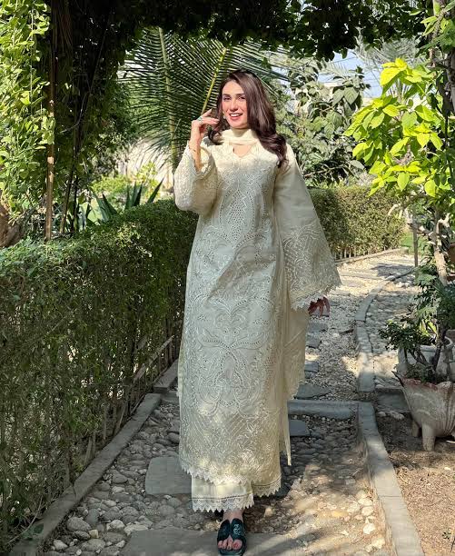 3pcs Preet pret lawn