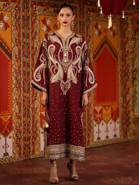 2pcs Silk Ethnic Mehroon Kaftan with skin applic
