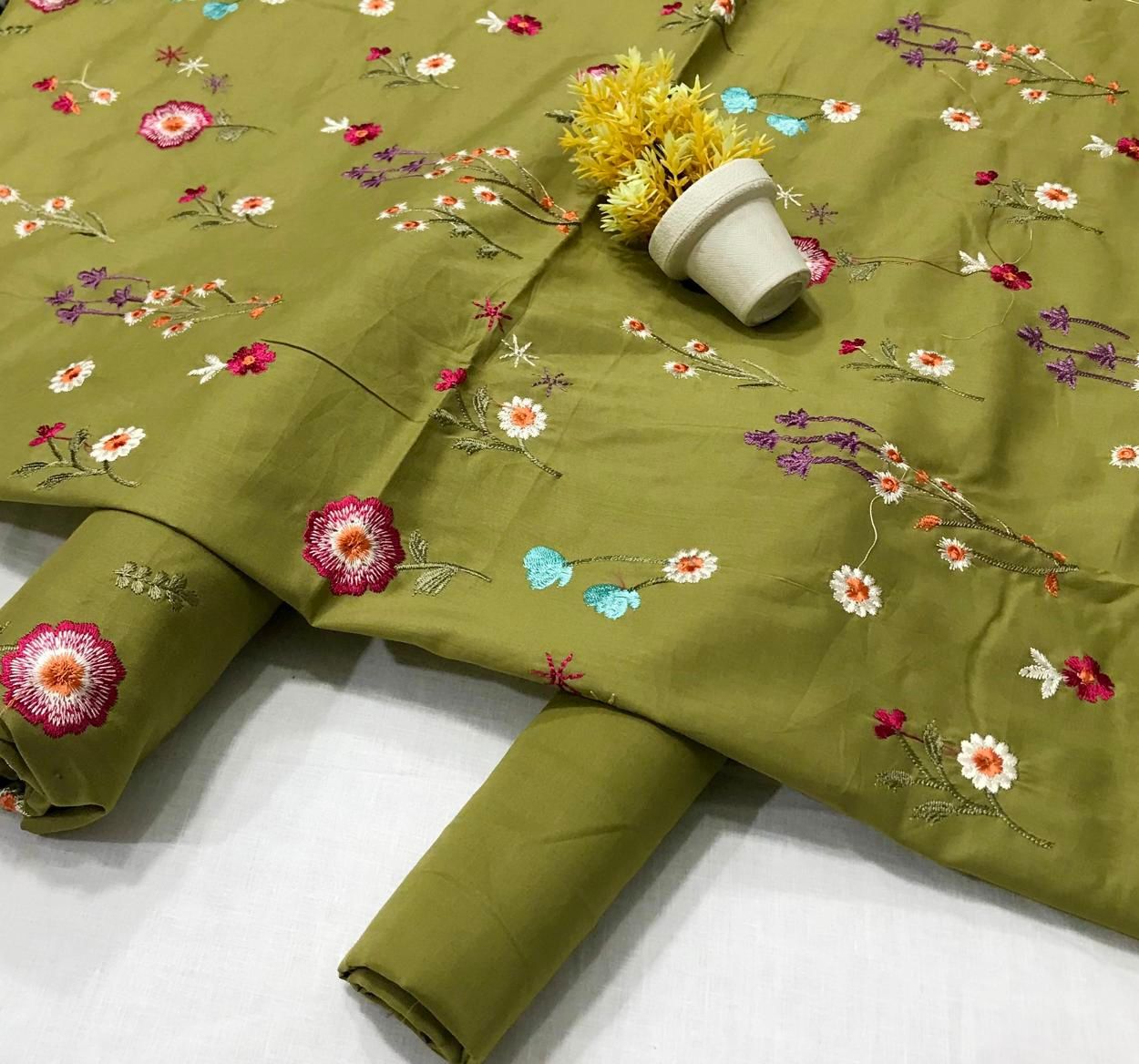 2pcs Indian Boti Viral Emb lawn
