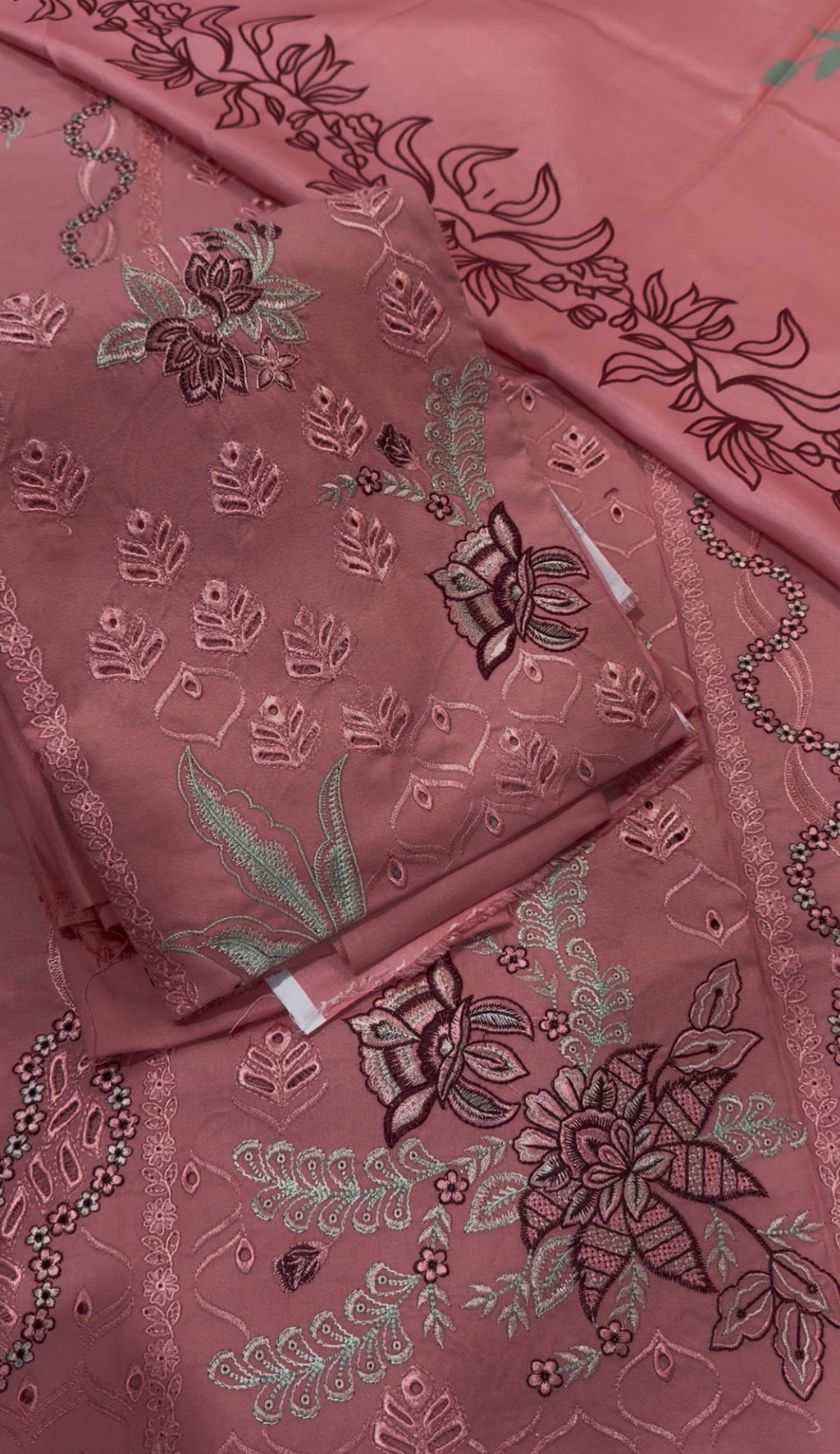 3pcs Rangrasiya peach Embroidered Boring Dhanak Embroidered
